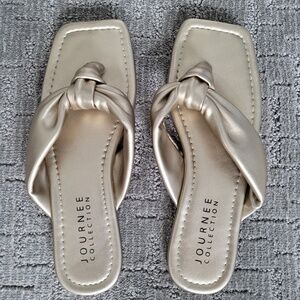 Journee Collection Kyleen Sandals (7.5M)